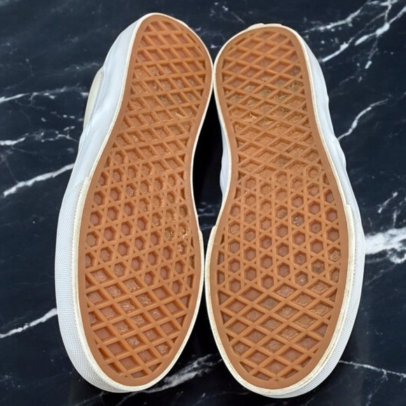 Vans Classic Slip-On Natural Canvas Off White Kids 3 / EU 34 Skate Shoes - Picture 11 of 12